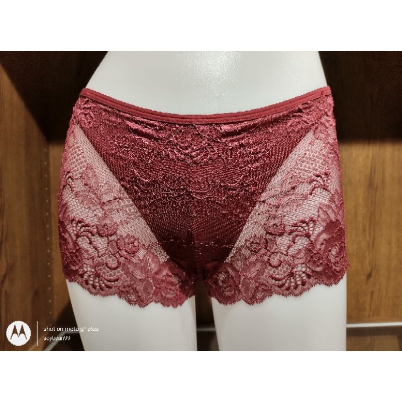 Wacoal Curve Diva กางเกงในผ้าลูกไม้ทั้งตัว ซับในเป็น G-String รุ่น W67528