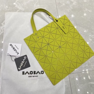 BAO BAO ISSEY MIYAKE MATTE LUCENT 6X6 BLOCK TOTE BAG กระเป๋าถือ สะพายไหล่ แบรนด์บาวบาว อิเซ่มิยาเกะ