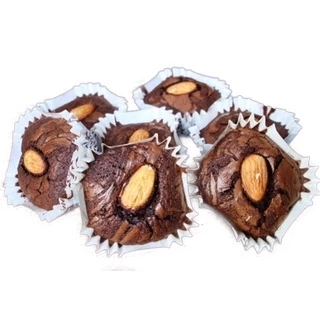 กระทงบราวนี่สี่เหลี่ยม 250ใบ ฐานก้นถ้วย4.5*4.5cm.สูง2.5cm