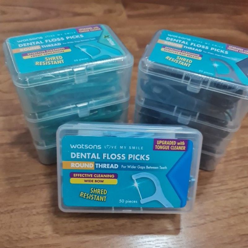 ไหมขัดฟัน Watsons 50 ชิ้นต่อกล่อง