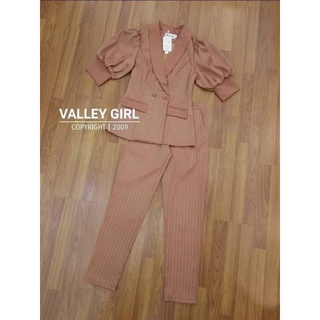 ชุดเซ็ทกางเกงขายาว สวย มีสไตล์ ใส่ไปทำงานได้ งานป้าย VALLEY GIRL