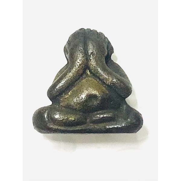 พระปิดตา ปุ้มปุ้ยชินบัณชร ปี 2517 รุ่นแรก เนื้อนวโลหะ มีโค้ดใต้ฐาน หลวงปู่ทิม วัดระหารไร่ จังหวัดระย