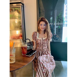 ⚘🌷ดอกไม้วิลเทจคอเหลี่ยม แต่งลูกไม้ครีมรอบคอ&amp;แขน♥️