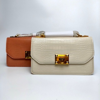 กระเป๋า charles&amp;keith กระเป๋าสะพายข้าง 5*9" หนังจระเข้ มีสามสี