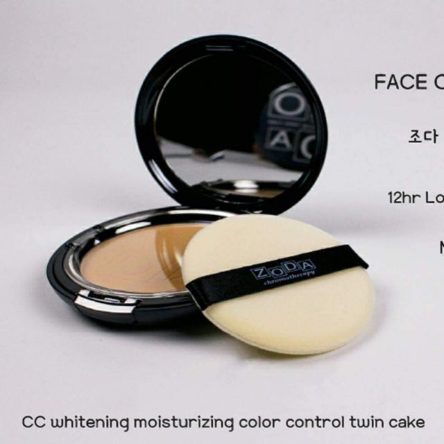 ZODA twoway cake โซดาแป้งเค้กทูเวย์ /ZODA FACE COLOR TWIN CAKE CC
Whitening moisturizing color contr