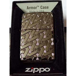 ZIPPO 49173  ARMOR CASE  GEOMETRIC  WEAVE DESIGN รุ่นตัวถังหนาพิเศษ1.5เท่า  ลายแกะลงเนื้อลึกๆ   ของใหม่ รับประกันของแท้