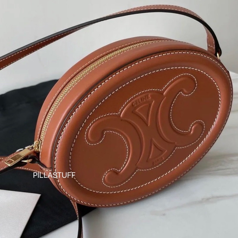 New!!🔥 Celine crossbody oval purse ครอสบอดี้ Shopee Thailand
