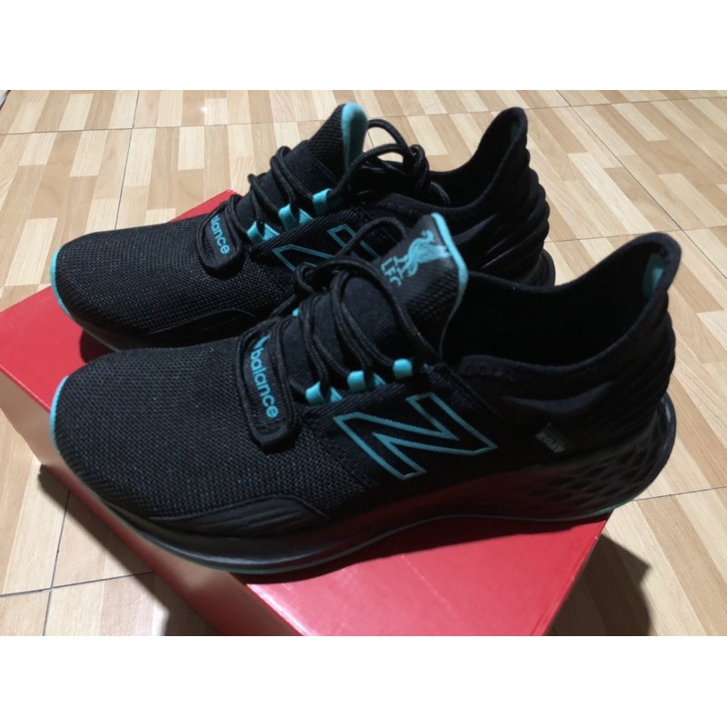 รองเท้า Liverpool Newbalance MROAVLF1 สีดำ UD10 UK9.5EU44 ของใหม่ ของแท้