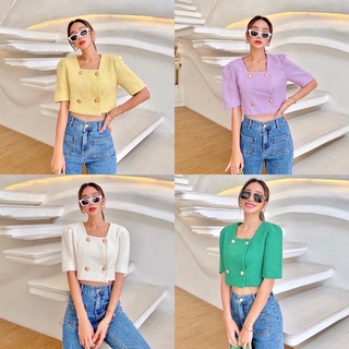 New!!! เสื้อ crop (590฿ฟรีส่ง) แขนสั้นผ้าทวิตทรง สวยแต่งกระดุมทองทรงสวย style เกาหลี by BELLEITO งานสวยมากค่ะ ผ้าทวิต