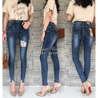 JH1107  jeans House ยีนส์ยืด แต่งขาด งานแท้ size s พร้อมส่ง
