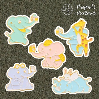 ʕ •ᴥ•ʔ ✿ พร้อมส่ง : เข็มกลัดเซ็ทช้างน้อยจอมเซลฟ์ฟี่ | Little Elephant Taking A Selfie Enamel Brooch Pin Set.