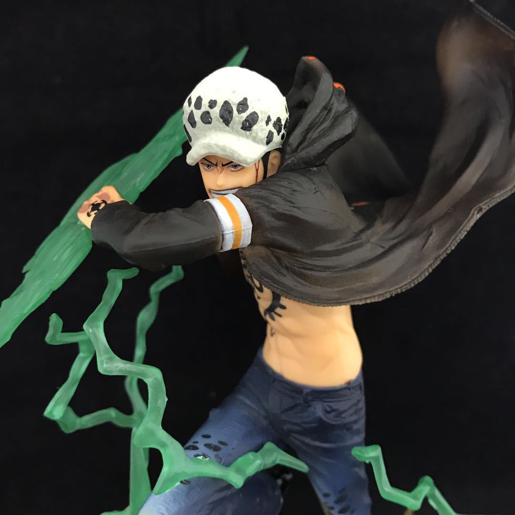 trafalgar law gamma knife figure