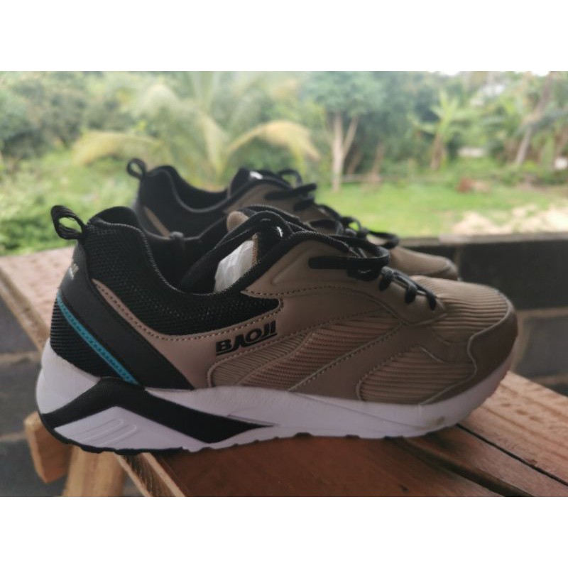 รองเท้าผ้าใบ​ Baoji 👟👟👨🏻‍🦰