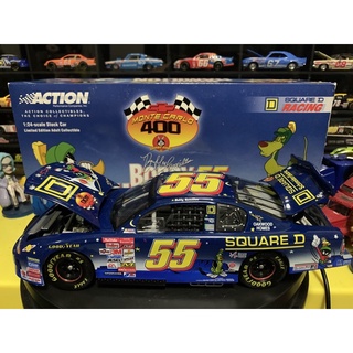 Nascar Action 1:24 #55 Looney Tunes 2001