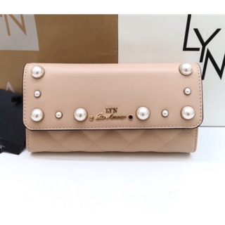 [NEW] Lyn แท้💯 Pinkie Long Wallet กระเป๋าสตางค์ใบยาว (สีครีม)