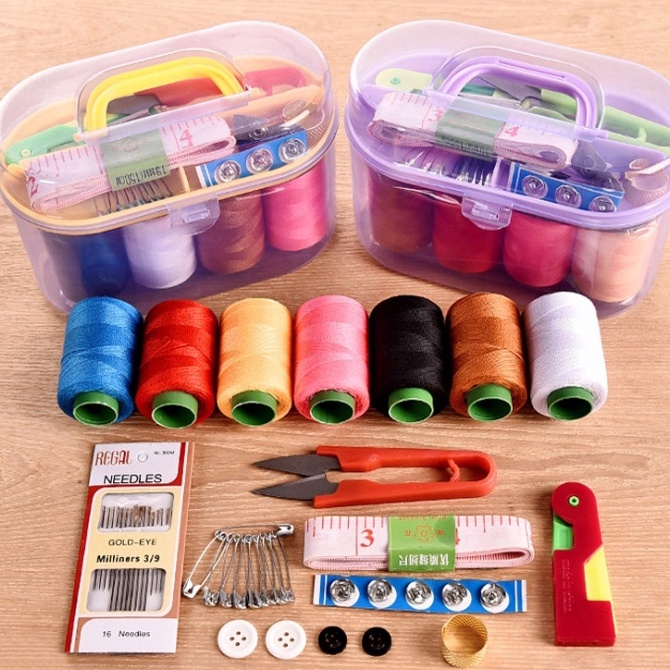 อุปกรณ์เย็บผ้า กล่องHANDSTITCH ชุดอุปกรณ์เย็บปักถักร้อย ด้าย เข็ม กระดุม ขนาดพกพา คละสี