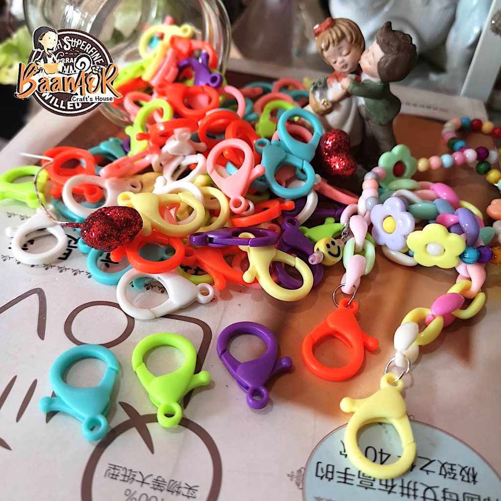 3cm 6pcs คอหมาก้ามปู พลาสติก ใหญ่ คอหมา กด ตัวเกี่ยว คล้อง สายร้อย เอ็น อุปกรณ์ร้อย ลูกปัด 3cm 6 อัน