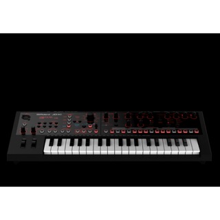 Roland JD-Xi INTERACTIVE ANALOG/DIGITAL CROSSOVER SYNTHESIZER