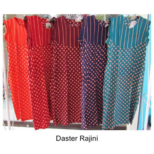 RAJINI DRESS โดย ANDONG