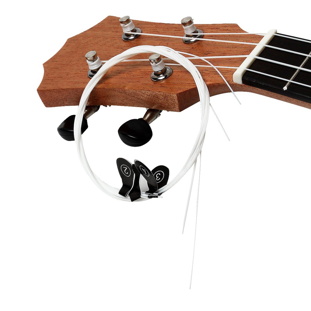 สายไนล่อน สายกีตาร์ Ukeulee Strings 4สาย สำหรับ กีต้าร์/อูคูเลเล่