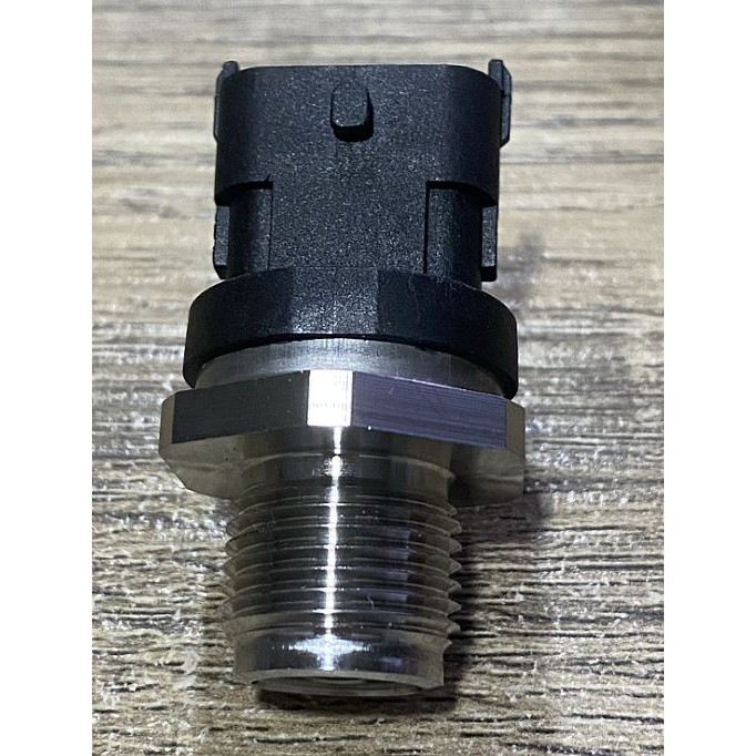เซ็นเซอร์ท้ายรางซิ่ง 2000Bar ตัวซิ่ง Common Rail Pressure Sensorแรงดันสูง ใส่ได้หลายรุ่น H1 เชพ BT50