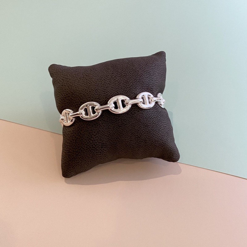 กำไลข้อมือ Hermes Silver