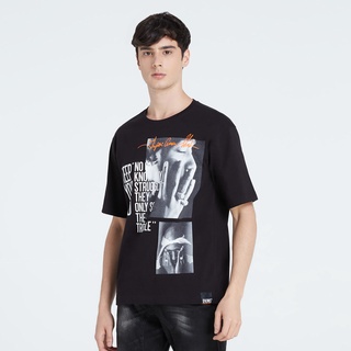 HH DAVIE JONES เสื้อยืดโอเวอร์ไซส์ พิมพ์ลาย สีดำ Graphic Print Oversized T-Shirt in black WA0073BK เสื้อยืดผ้าฝ้าย