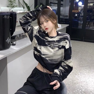 kiss.shop🌈พร้อมส่ง🌈เสื้อครอปคอกลมแขนยาวโอเวอร์ไซส์ รูดเอวได้สวยมาก(489)