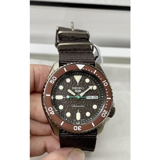 SEIKO NEW 5 SPORT AUTOMATIC รุ่น SRPD85K1,SRPD85K,SRPD85