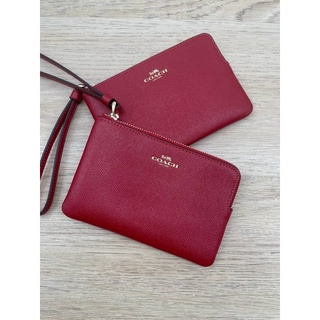 COACHแท้พร้อมส่ง 💯 Corner Zip Wristlet Gold/1941 Red