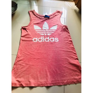 เสื้อยืด  Adidas size S ของแท้ มือสอง