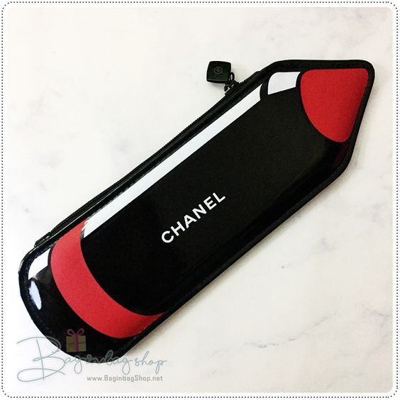 กระเป๋า เครื่องสำอางค์ ของแท้ จากเคาท์เตอร์ CHANEL Beaute