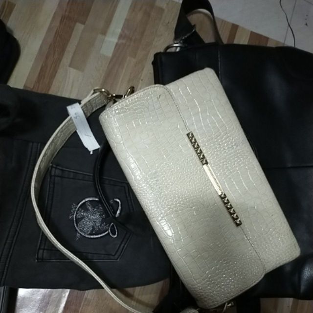 คุณลูกค้า@suwat1552ยอดรวม180