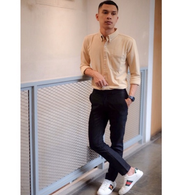 เสื้อเชิ้ต Ls pique (สีเบจ) MR DEE