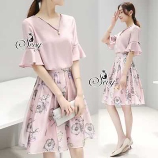 Blouse(Polymatrix)+Skirt(Polyester เนื้อมันเงา)