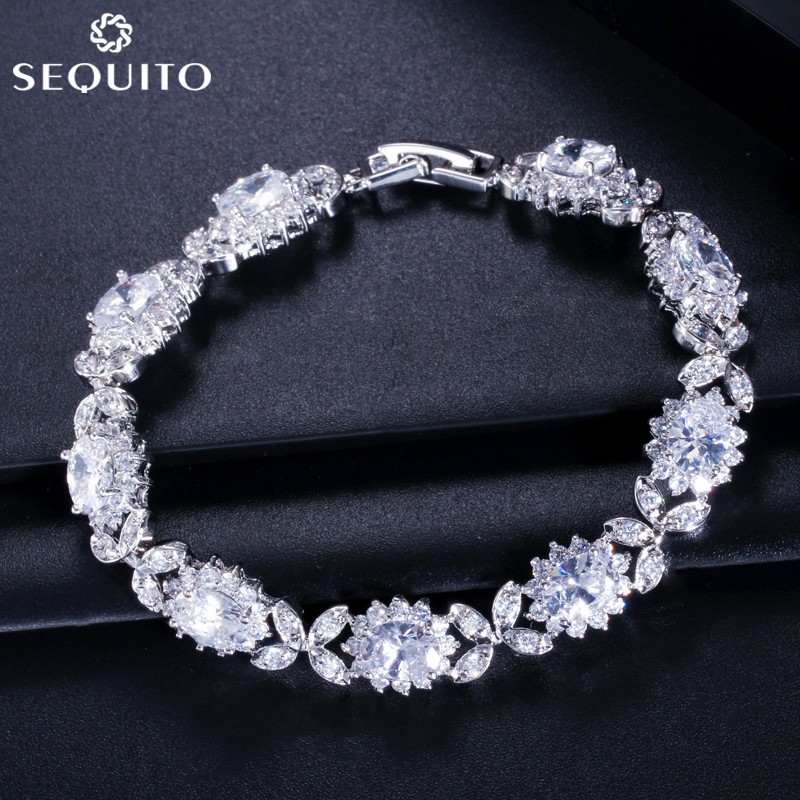 แฟชั่นหวานสุภาพสตรี Patry คุณภาพสูงสีขาวเครื่องประดับเกรด Zirconia คริสตัล Charm สร้อยข้อมือกําไลข้อมือSequitoB054