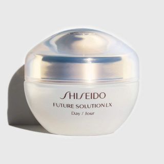 SAVE 25% SHISEIDO Future solution LX Total Protective Cream E SPF20 Pa+++