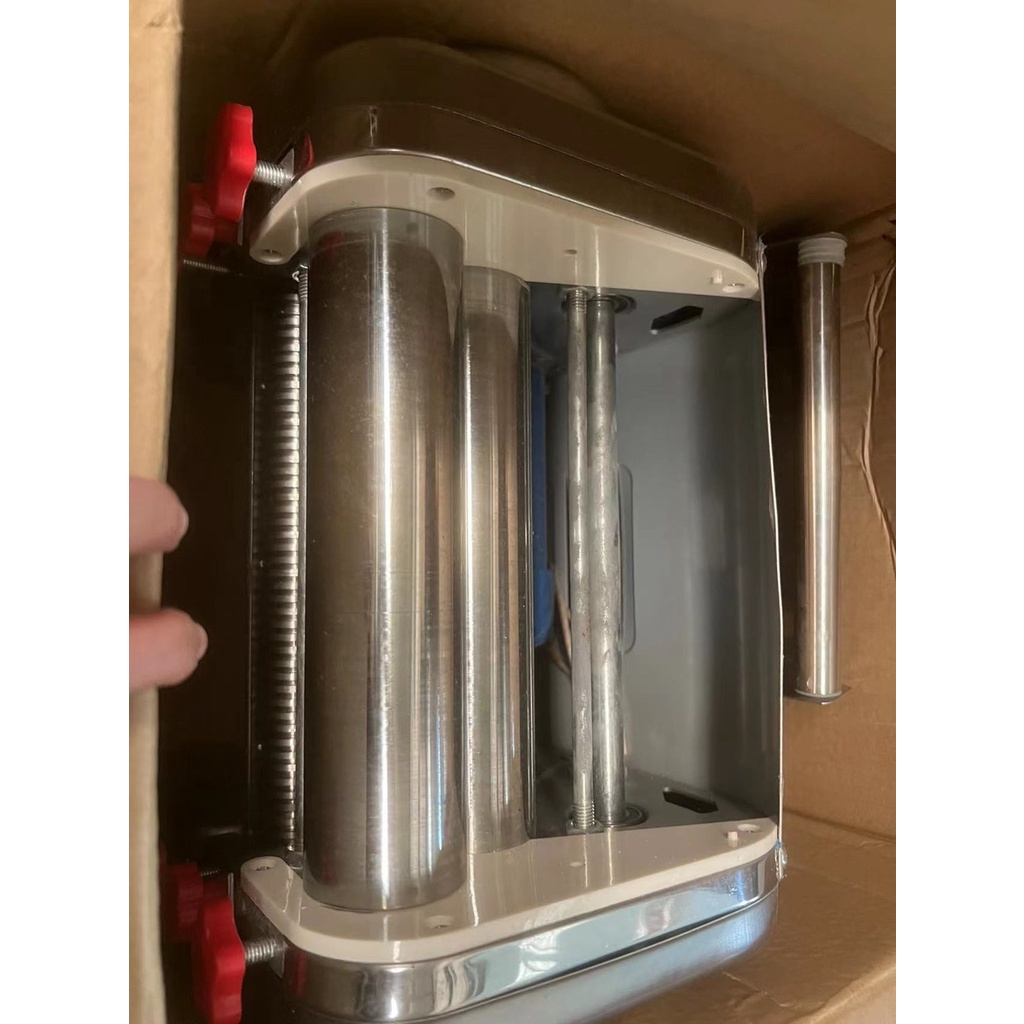 FKM 240 เครื่องรีดเส้น เครื่องทำพาสต้า สินค้ามีตำหนิ  สินค้าพร้อมส่ง.