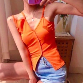 เสื้อสายเดี่ยวไหมพรมสายฝอ ใส่ได้2แบบ