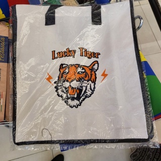 Lucky tiger tote bag กระเป๋าเสือโชคดี กระเป๋าผ้า ถุงผ้า