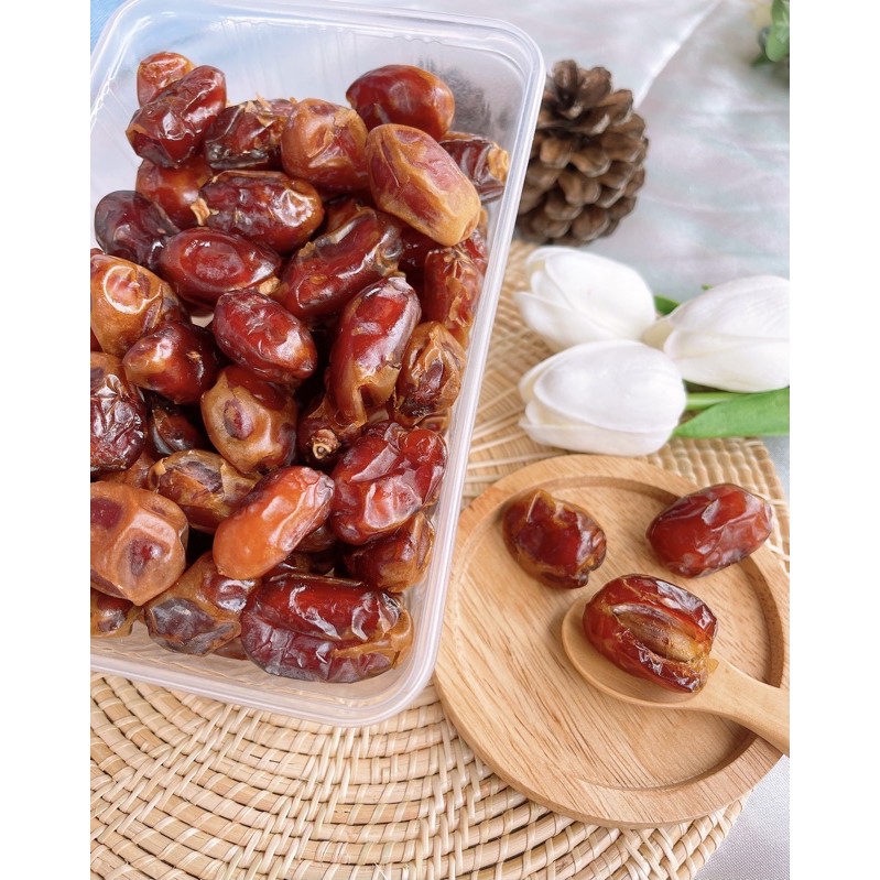 อินทผลัมคาลาสกล่องละ55บาทครึ่งกิโลนุ่ม หอม อร่อยหนึบหนับ