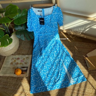 BLUE DAISY เดรสยาวคอเหลี่ยมแขนตุ๊กตา