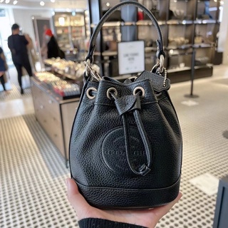 👑ผ่อน0%แท้100%👑 C5269 กระเป๋าสะพายทวงจีบดำ DEMPSEY DRAWSTRING BUCKET BAG 15 WITH COACH PATCH (COACH C5269)