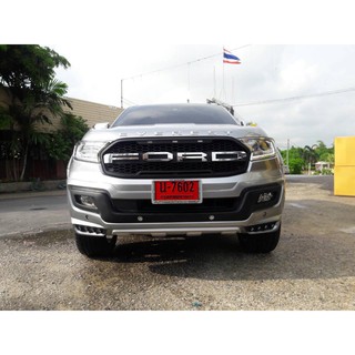 กระจังหน้า Ford Everest 2015 2016 2017 V3 Logo สีดำ มี LED 3 จุด