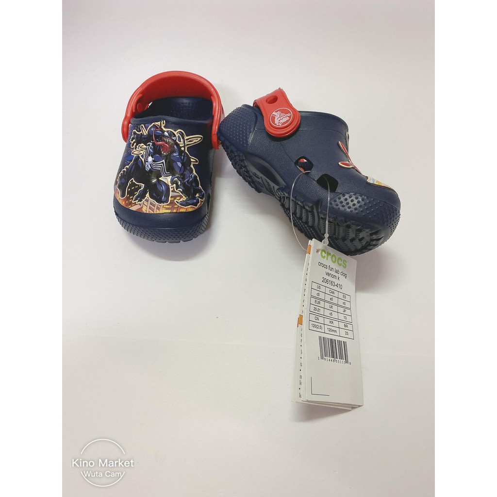 Kids Crocs Venom รองเท้า Clog แฟชั่นเด็กผู้ชาย (ตัวละคร Marvel) ไซส์ C4 - Crocs USA Authentic