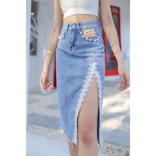 New กระโปรงยาวเอวสูงผ้ายีนส์แหวกข้างแต่งผ้าลูกไม้&amp;มุกstyle korea งานแพตเทรี้นเป๊ะมากดีไชน์หรูหรา  สองสี🖤💙สียีนส์/สีดำ