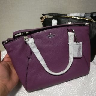 New Coach mini พัด 10 นิ้ว  ใหม่แท้100%พร้อมส่ง