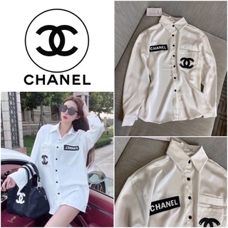 เสื้อเชิ๊ตแขนยาวสีขาว CHANEL