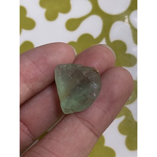 (Z)พลอยธรรมชาติ ฟลูออไรท์(Fluorite) พลอยแท้100% น้ำหนัก 26.00 กะรัต