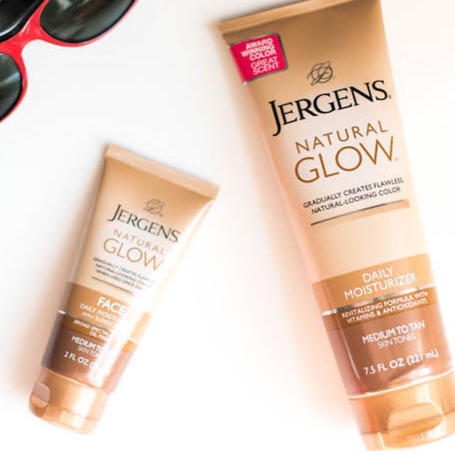 Jergens Natural Glow Daily Moisturizer for Body, Medium to Tan Skin Tones